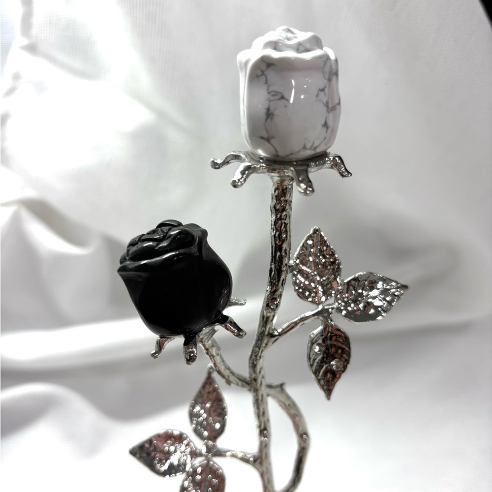 Howlite and Black Obsidian Roses